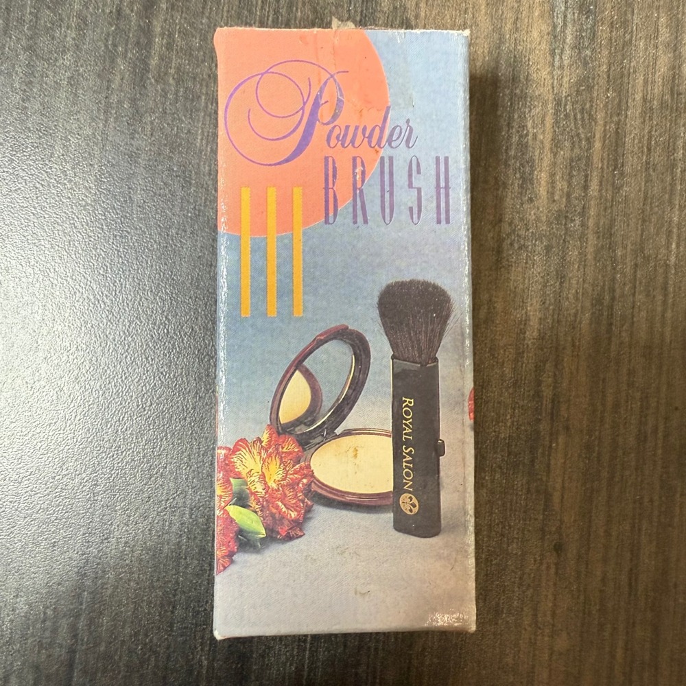 Vintage Royal Salon Powder Brush Jumbo Fluffy‎ Retractable Travel Makeup New